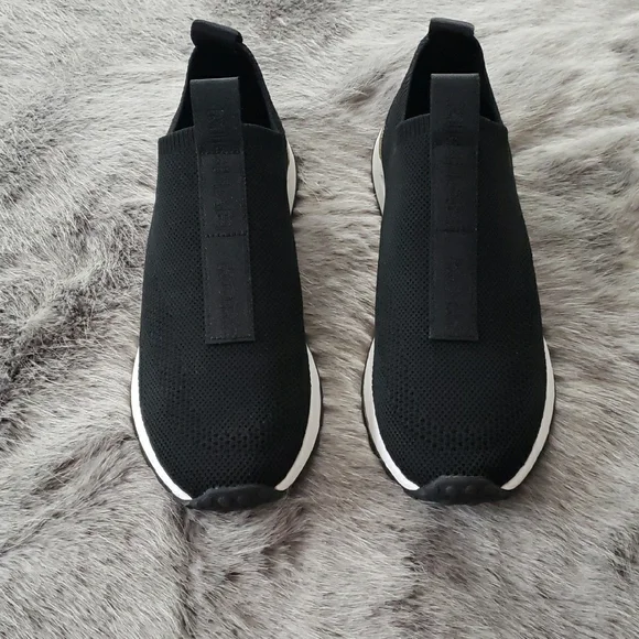 Michael Kors Bodie Black and Gold Slip-On Sneakers New size 11 - Picture 5 of 7